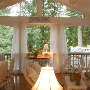 Screened in Porch