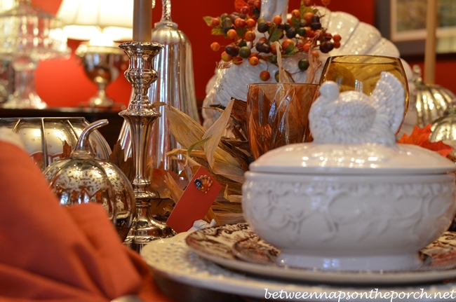 Thanksgiving Tablescape with Rustic Turkey Centerpiece and Turkey Tureens Thanksgiving Tablescape with Pottery Barn Rustic Turkey Centerpiece and Turkey Tureens