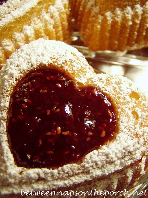 Heart Cakes for Valentine's Day_wm