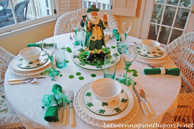 St. Patrick's Day Table Setting Tablescape 09