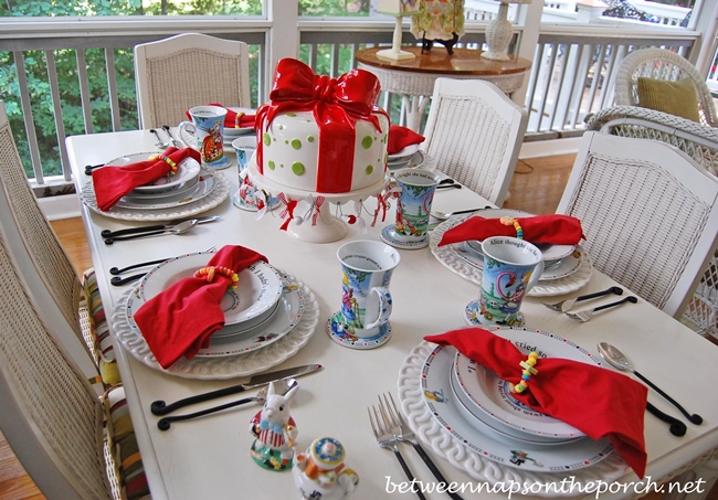 Alice in Wonderland Table Setting Tablescape