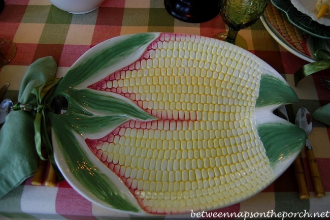 Summer Table Setting with Corn on the Cob and Corn Chargers