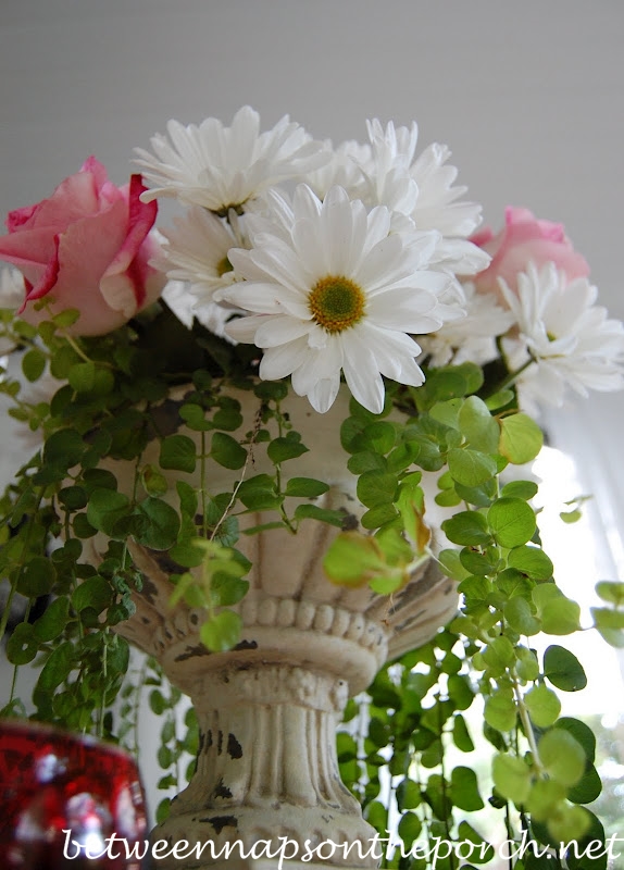 Summer Table Setting Tablescape with Roses and Daisies Centerpiece