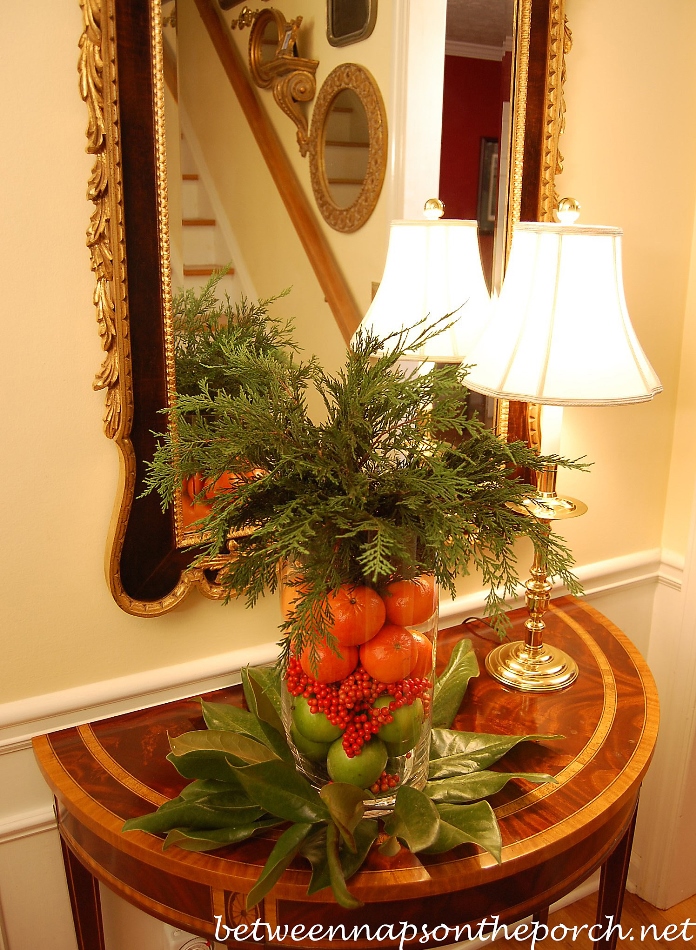 https://betweennapsontheporch.net/wp-content/uploads/2010/11/Easy-Christmas-Centerpiece-You-Can-Make-in-15-Minutes-Using-Greenery-from-Your-Yard-2a.jpg