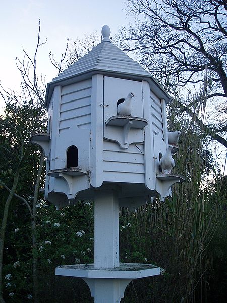 Large Garden Dove Cote