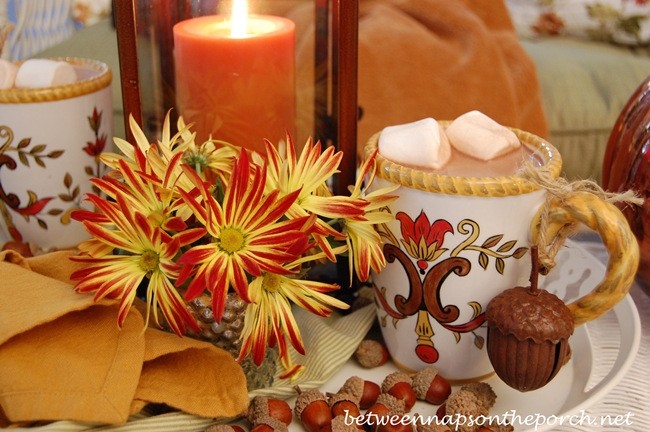 Fall Table with Acorns