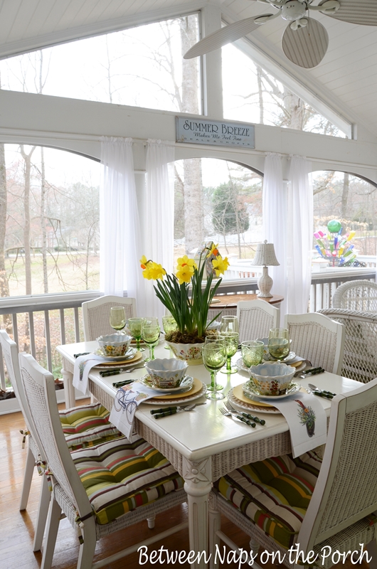 Springtime Table Setting Tablscape with Daffodil Centerpiece