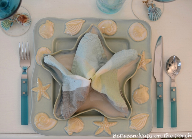 FAVORITE SUMMER NAPKIN FOLDS - StoneGable