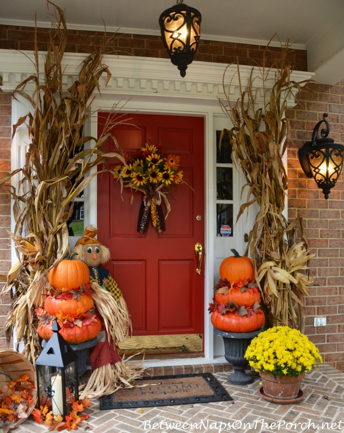 Halloween Porch With Pumpkin Topiaries_wm