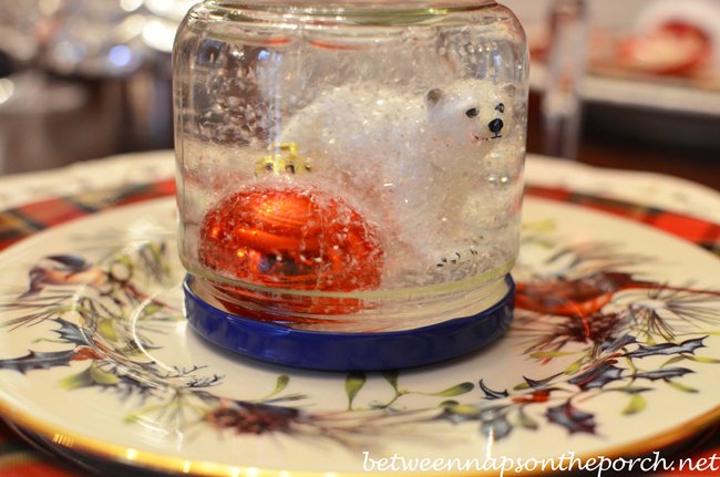 Make a Snow Globe for the Holidays