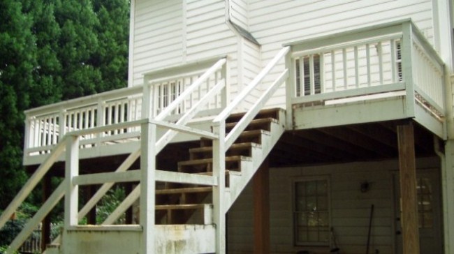 Deck Renovation Screened in Porch Addition