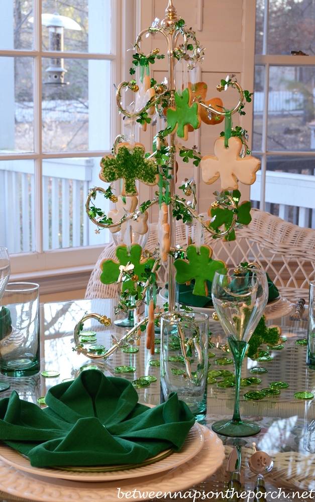 St. Patrick's Day Table Setting with 4-Leaf Clover Napkin Fold