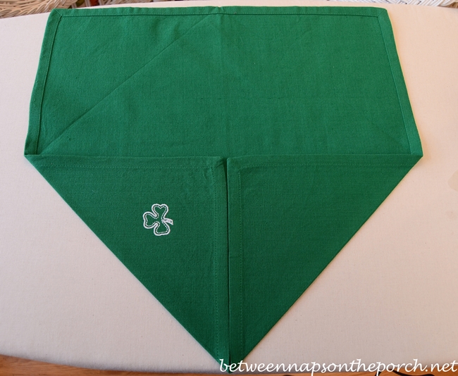 4-Leaf Clover Napkin Fold for St. Patrick's Day Table Setting