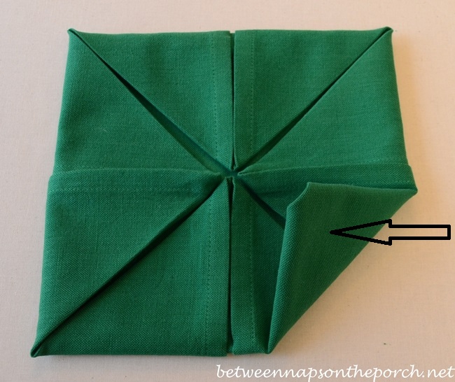 4-Leaf Clover Napkin Fold for St. Patrick's Day Table Setting