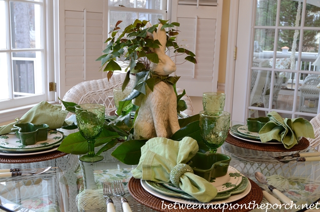 St. Patrick's Day Table Setting Tablescape