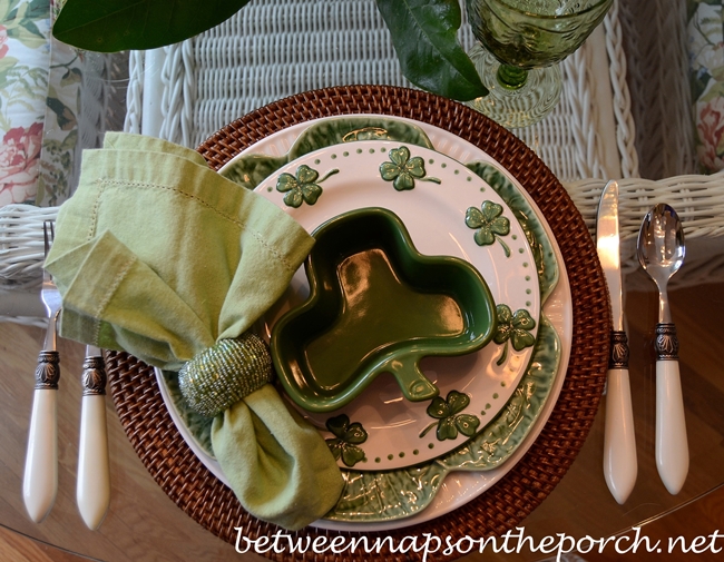 St. Patrick's Day Table Setting Tablescape