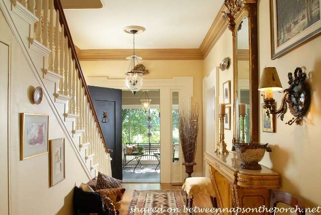 Beautiful Entry 1825 Historic Home_wm
