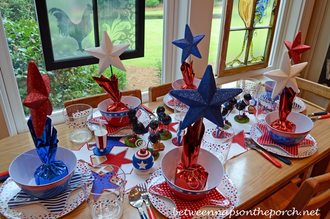 4th of July Children's Table Setting 