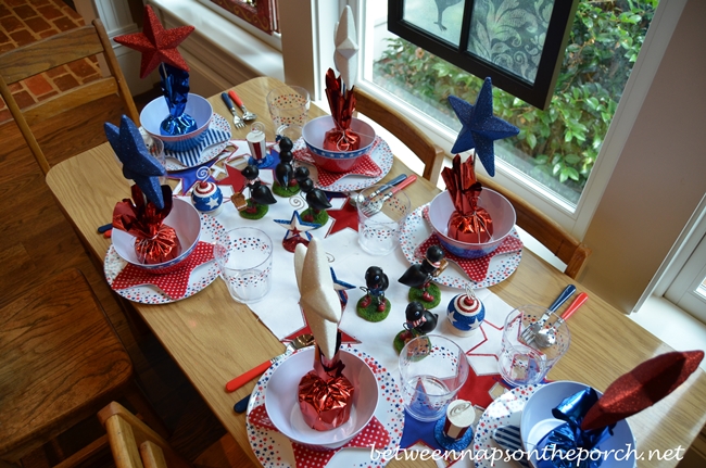 4th of July Children's Table Setting 