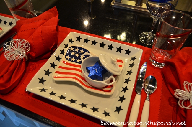 4th-of-july-party-tablescapes-2