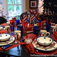 4th of July Table Setting