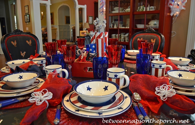 A Patriotic Celebration Table Setting – Between Naps on the Porch