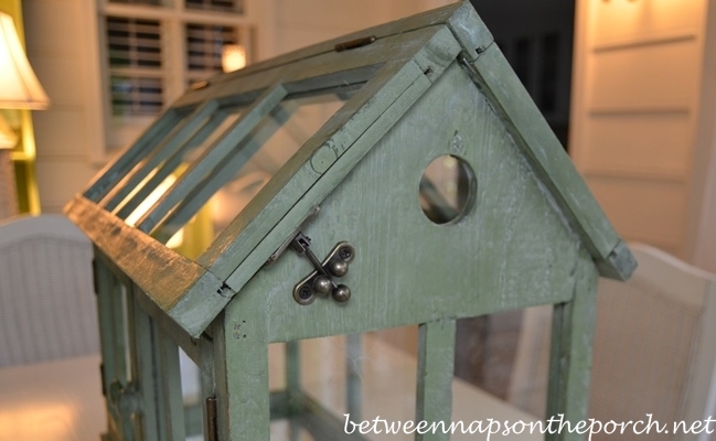 Latch on Greenhouse for Locking Lid