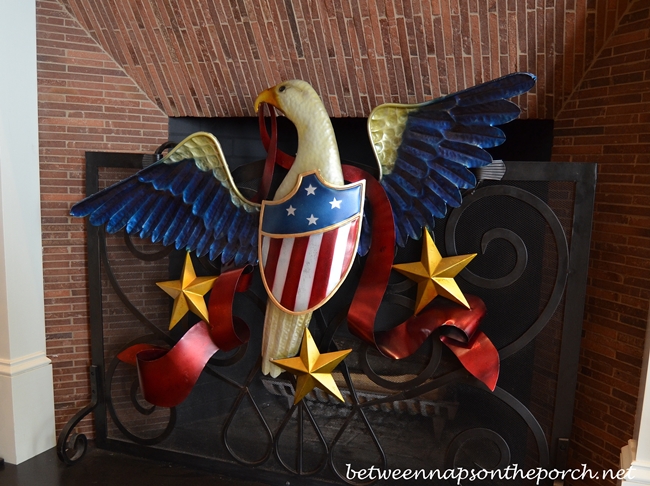 Patriotic Eagle Fire Screen