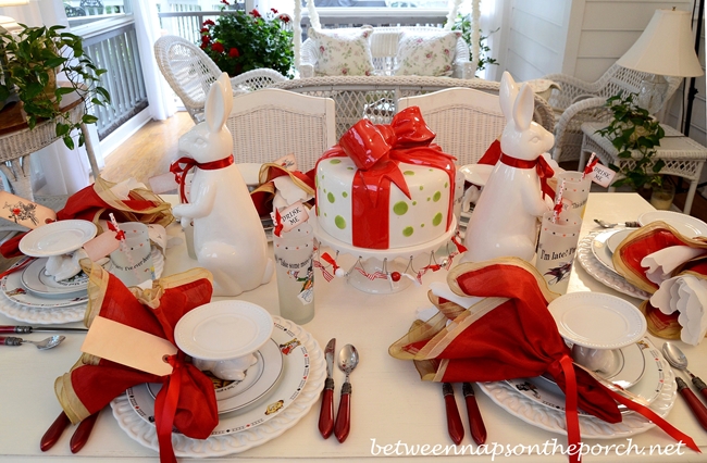 Alice in Wonderland Table Setting Tablescape