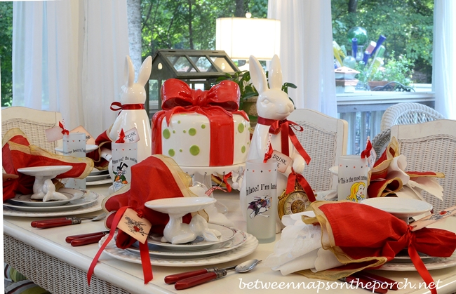 Alice in Wonderland Table Setting Tablescape