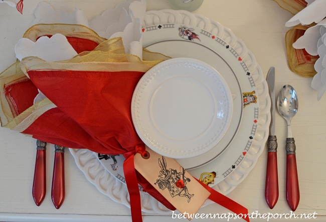 Alice in Wonderland Tablescape Table Setting 
