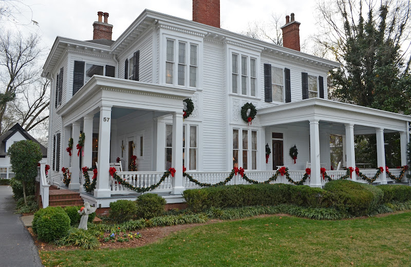 Historic Whitlock Inn in Marietta GA