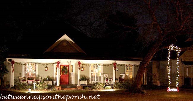 Tree Swing Lit up for Christmas_wm