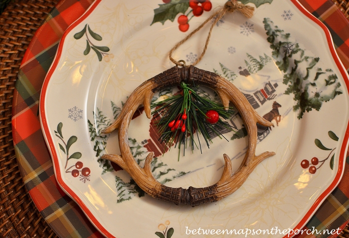 https://betweennapsontheporch.net/wp-content/uploads/2013/12/Antler-Ornament-Napkin-Ring.jpg