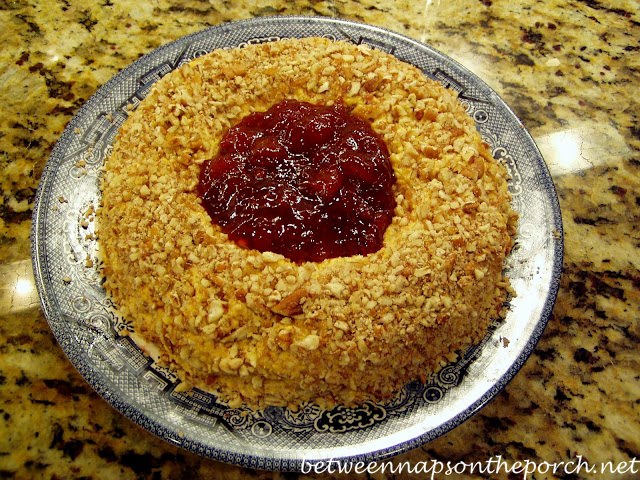 strawberry-cheese-ring