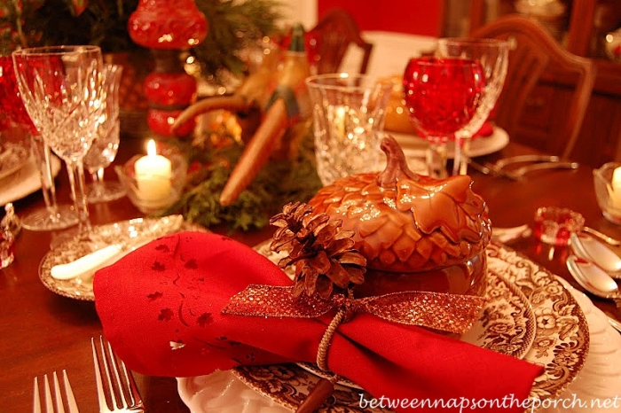 Thanksgiving Tablescape with Pine Cone Napkin Rings_wm