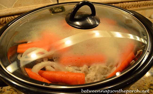 Slow Cooker Pot Roast, Easy and Flavorful 