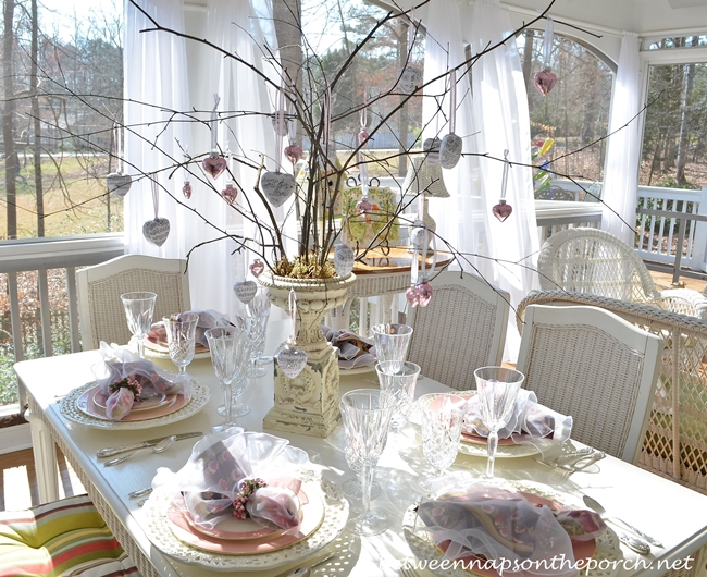 Valentine's Day Table in Pink 