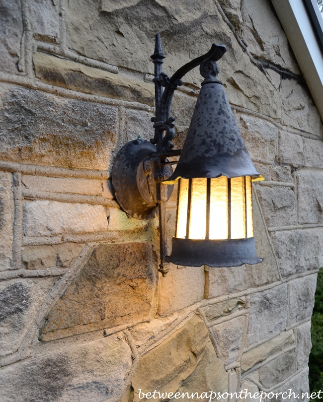 Exterior Lighting for the Cottage Home