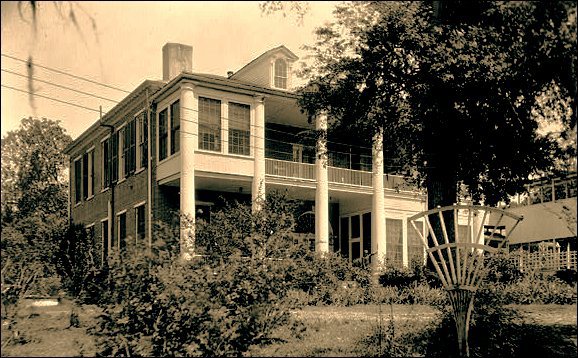 Arlington, Historic Home in Natchez, Mississippi 8