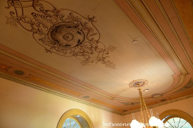 Beautiful Dining Room Ceiling in San Francisco Plantation, Garyville Louisiana_wm