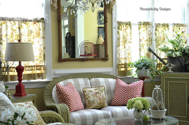 Sunroom with Garden Theme