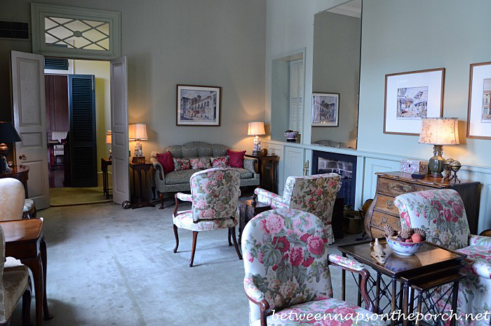 Sitting Room in Kemper and Leila Williams New Orleans Home 4_wm