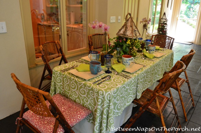 Porch Table Setting in Green & Blue 
