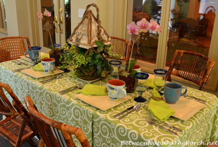 Porch Table Setting in Green & Blue 