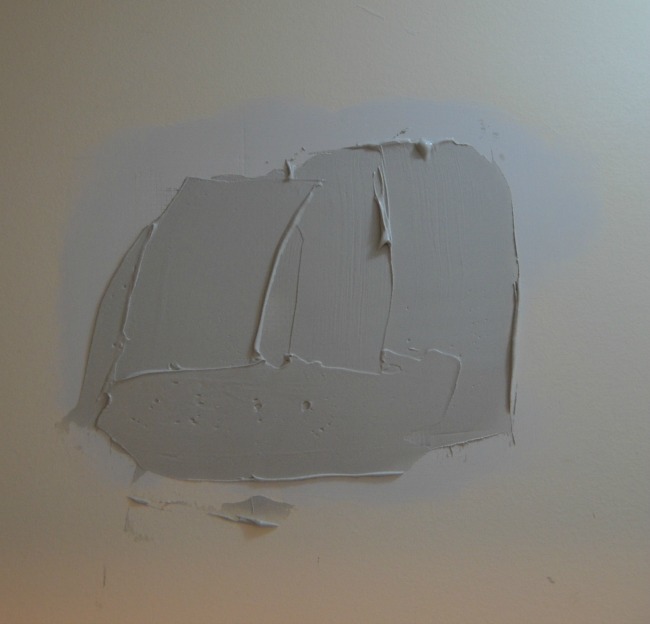 How To Repair A Large Hole In Sheetrock 