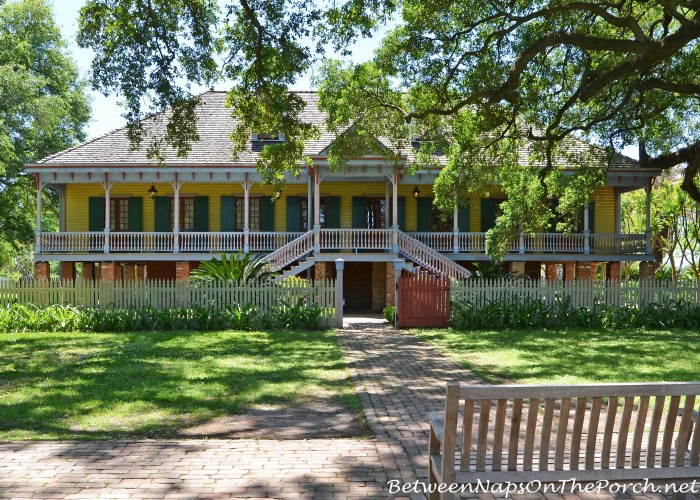 Tour Laura Plantation, A Creole Plantation in Vacherie Louisiana