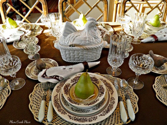 Plum Creek Place Vintage Tablesetting