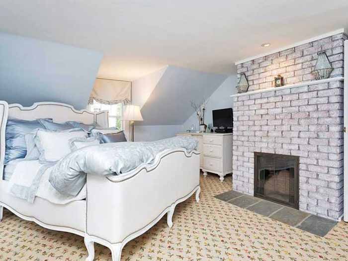 Cottage Bedroom in Blue and White