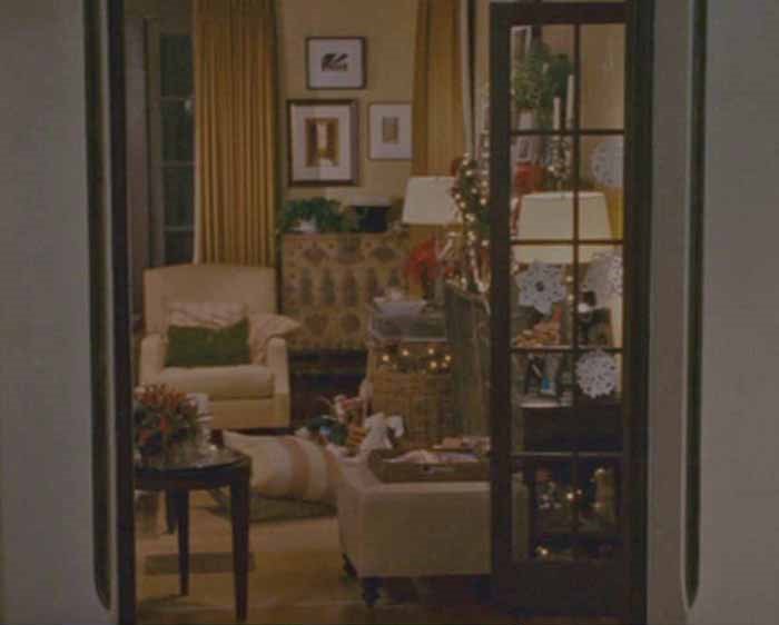 Graham's Living Room in movie, The Holiday